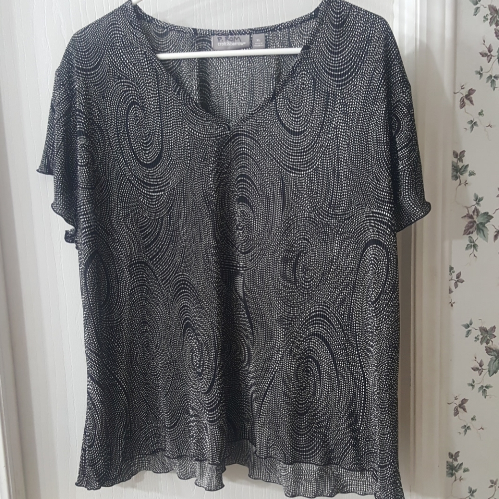 Ladies flutter sleeve blouse